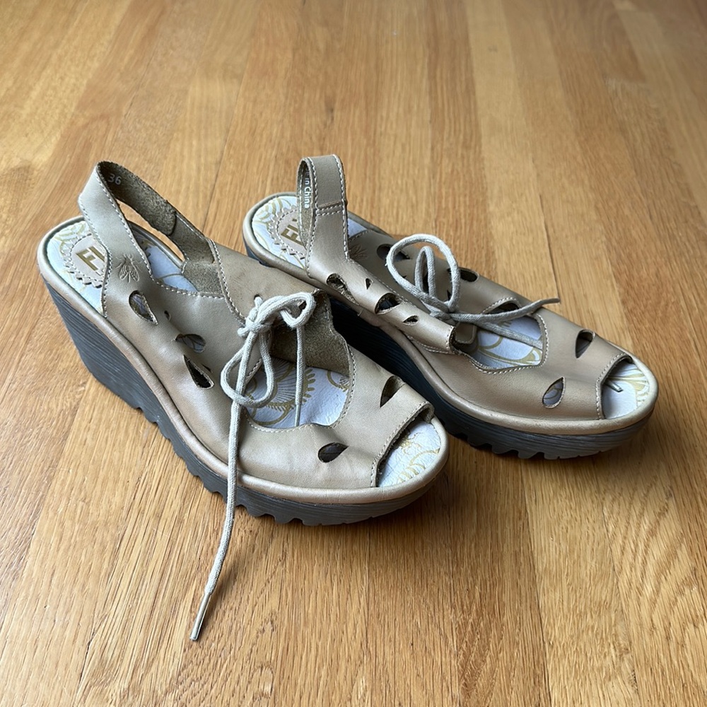 Fly London beige leather lace up wedges size 36